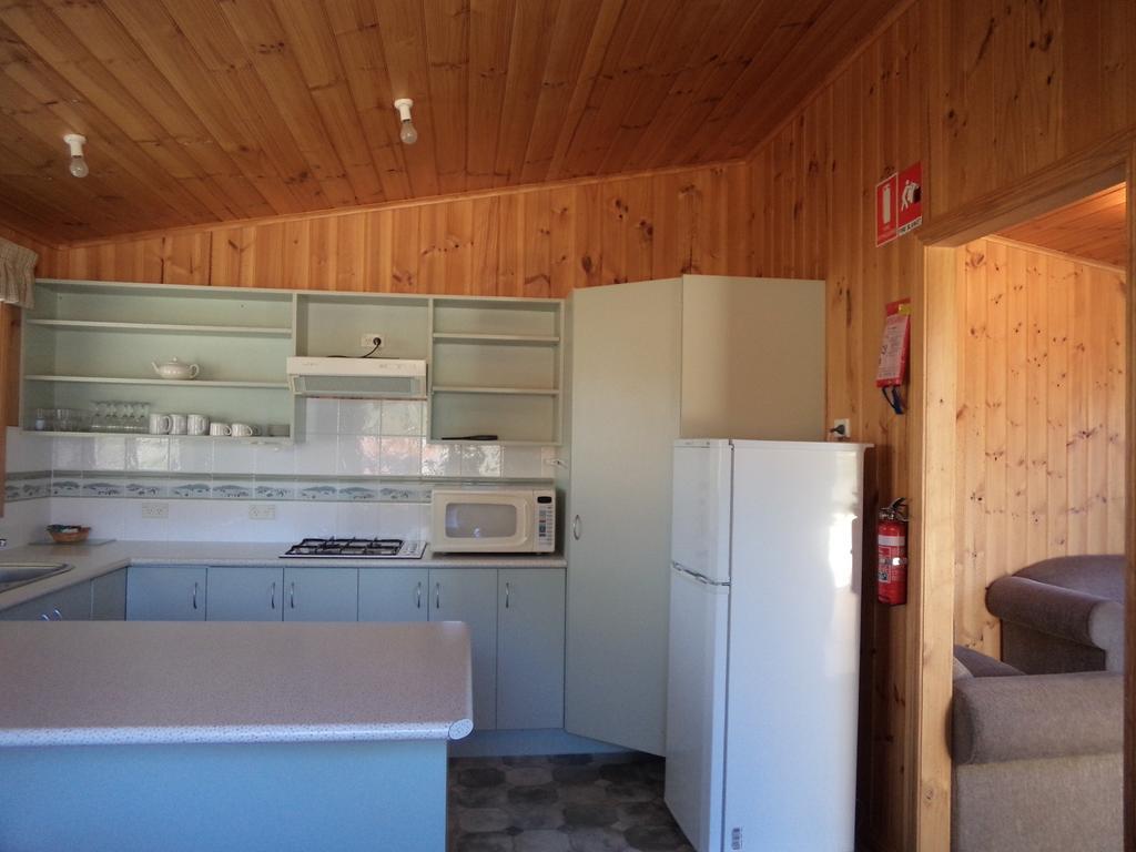 Bicheno East Coast Holiday Park ภายนอก รูปภาพ