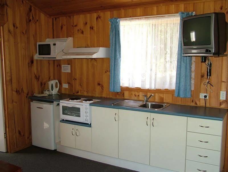 Bicheno East Coast Holiday Park ภายนอก รูปภาพ